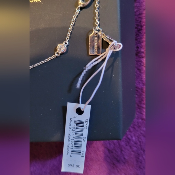 Coach Bracelet - Picture 3 of 6